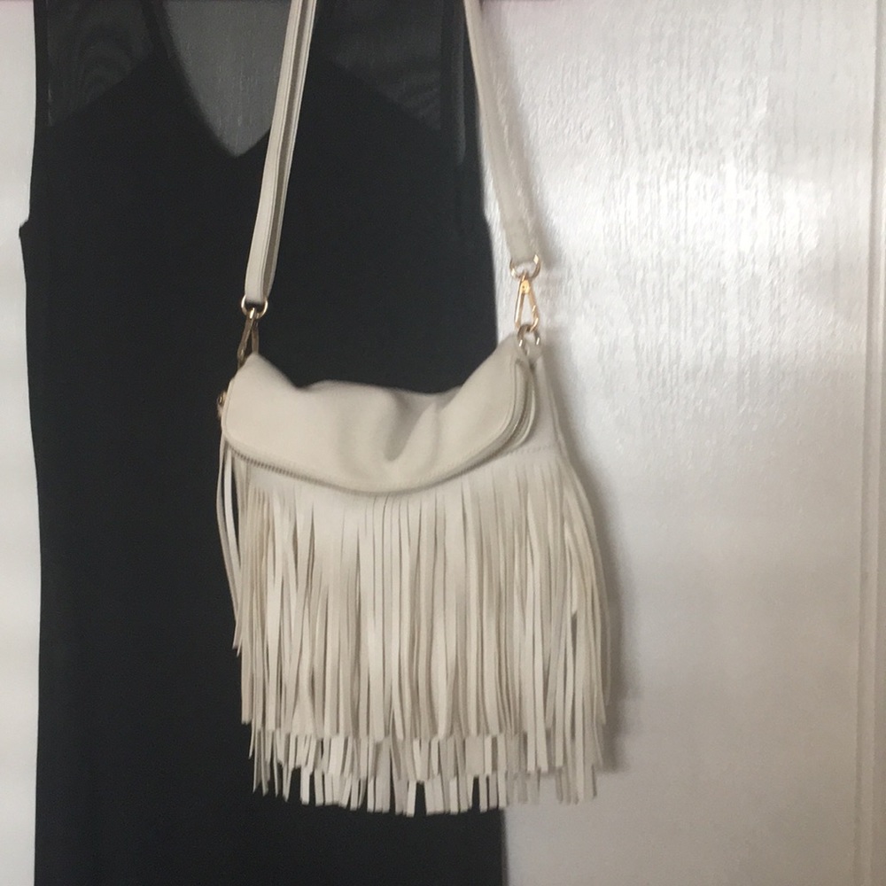 Mallow Word Cross body purse. Like new